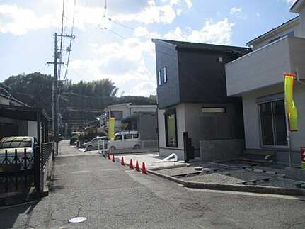 廿日市市深江2丁目の前面道路含む現地写真