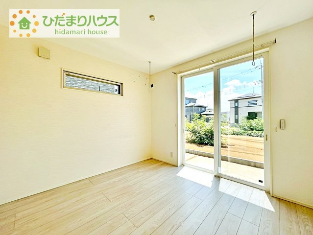 【洋室】 | つくば市さくらの森　中古戸建 | 木の温もりがやさしいフローリング♪
