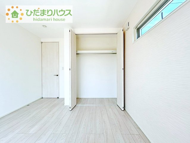 【収納】 | つくば市さくらの森　中古戸建 | ハンガーパイプ付でお洋服の出し入れもラクラクです！