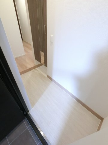 D-ROOM都賀2丁目Ⅱ－A棟の玄関|※反転タイプ