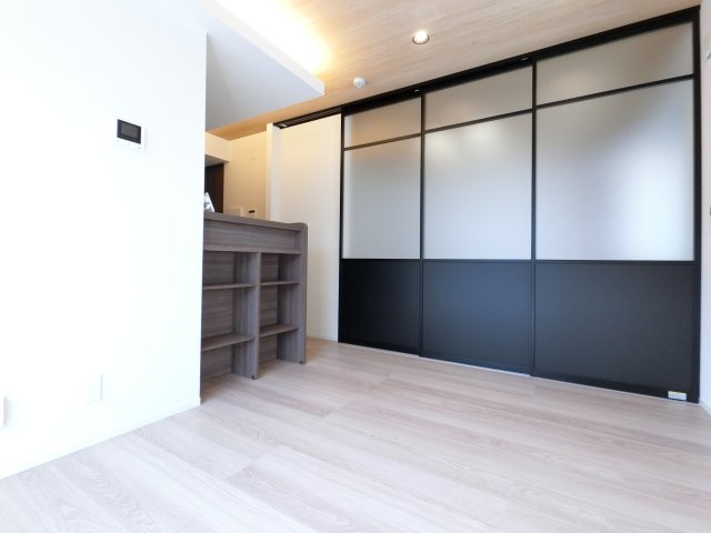 D-ROOM都賀2丁目Ⅱ－A棟の居間・リビング|※反転タイプ