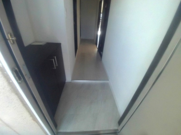 セゾン朝霧の玄関