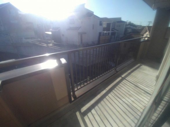 セゾン朝霧のバルコニー