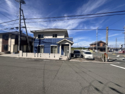 【外観】 | 高島市勝野1044-7　中古戸建 | 角地で日当たり、風通し良好