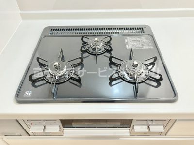 【その他】 | 沼津市大塚 13期 新築一戸建て 1号棟 | 3口コンロです