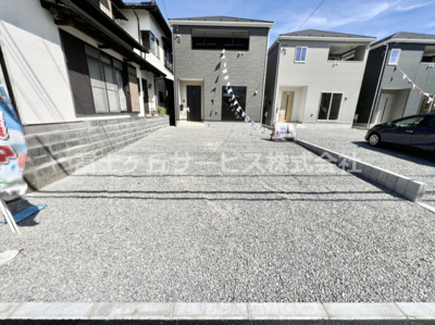 【駐車場】 | 沼津市大塚 13期 新築一戸建て 1号棟 | 駐車場があるので、車を買う予定の方も安心です