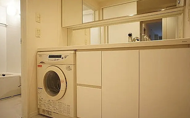 グランカーサ銀座イーストの独立洗面台