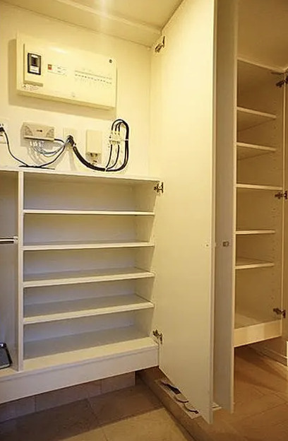 グランカーサ銀座イーストの収納