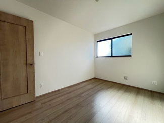 【洋室】 | 高師浜２丁目　新築一戸建 | 【即日見学予約可能】ネット予約も受け付けております！直前でネット予約締切に間に合わない場合は、お気軽にお電話ください♪