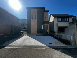 【外観】 | 高師浜２丁目　新築一戸建 | 南海高師浜線「高師浜」駅まで徒歩５分！毎日の通勤や通学に便利です！忙しい朝や遅い帰宅時にも安心ですね♪