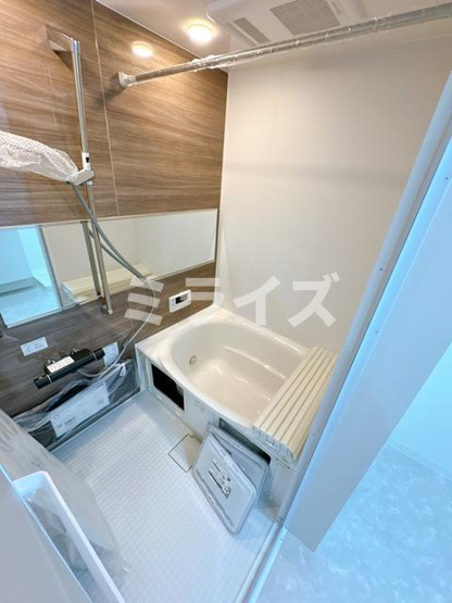【浴室】 | EIWA First Heights