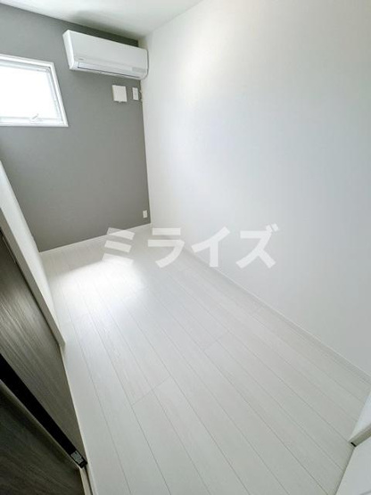 【寝室】 | EIWA First Heights