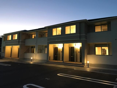 【外観】 | リアンフォート | 外観写真（夜）