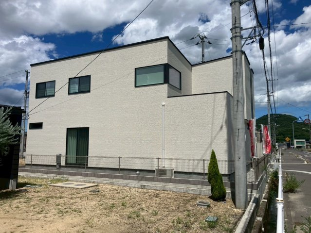 エクセシオール丸亀市飯野町⑪の外観