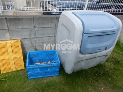 【その他共用部分】 | サークルハウス新高円寺 | ゴミ捨て場☆