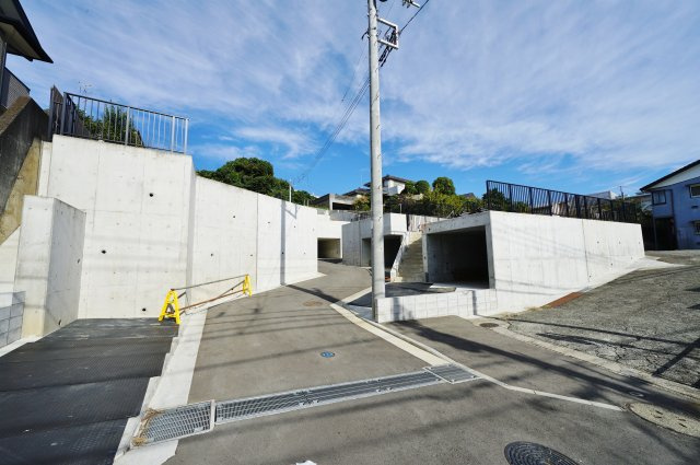 【横浜市保土ケ谷区常盤台242-208全5棟新築戸建て】★仲介手数料無料★（常盤台小学校・保土ヶ谷中学校）の外観