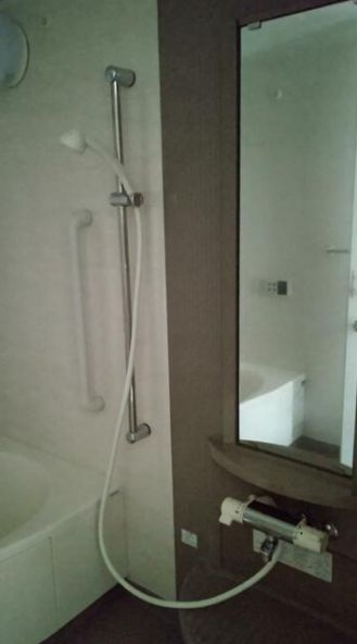 リビオアクシスプレイスの浴室