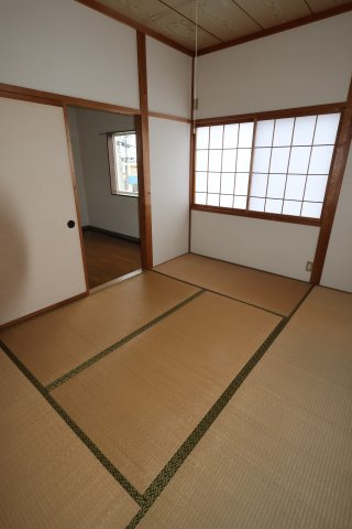 コーポ共栄の和室