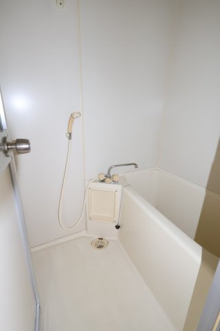 コーポ共栄の浴室