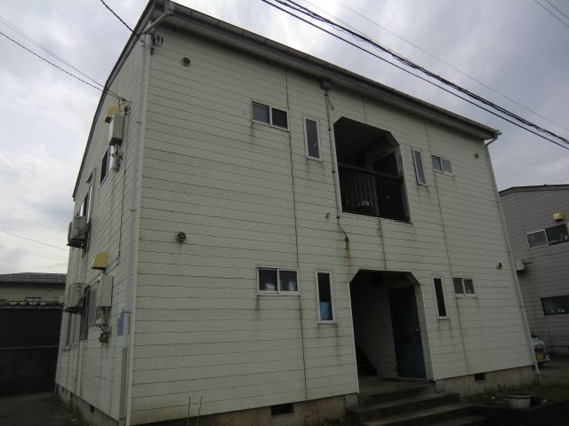 コーポ共栄の外観