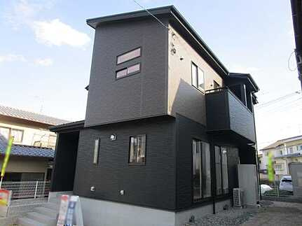 安佐南区山本５丁目 の前面道路含む現地写真