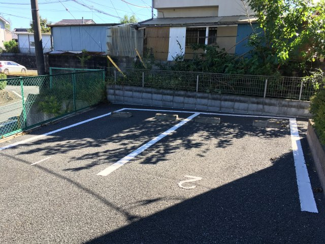 ロゼオヒルの駐車場