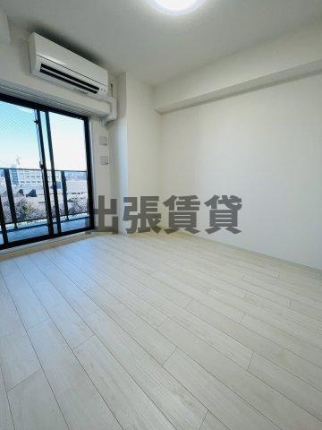 仲介手数料０円！M-Luxe丸の内の居間・リビング