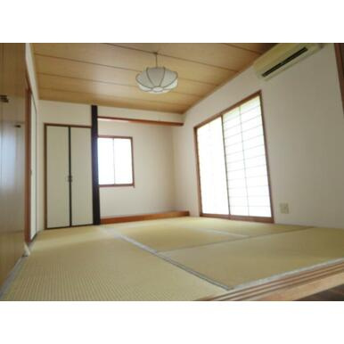 熊本市東区下江津２丁目の一戸建ての和室