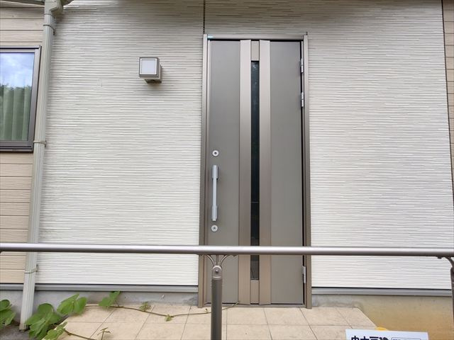 【玄関】 | 毛呂山町目白台4丁目 | 落ち着いた雰囲気の玄関です