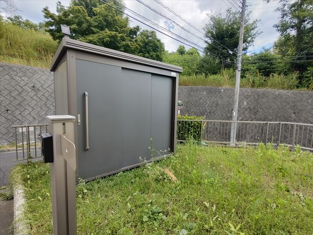 【庭】 | 毛呂山町目白台4丁目 | 物置小屋付きです