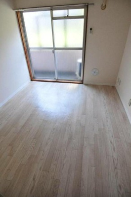 【洋室】 | メゾン・ド・ロンジェ