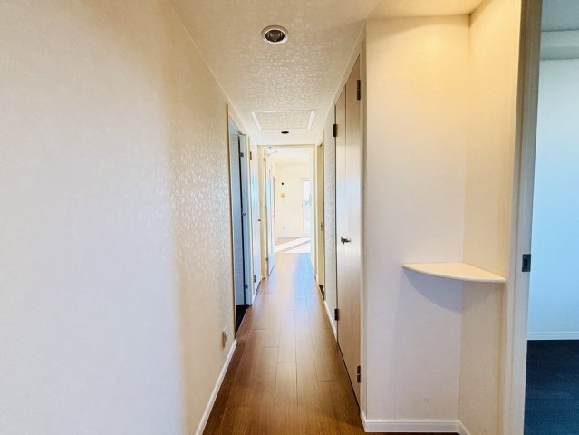 ファミール岸和田プレジオの玄関