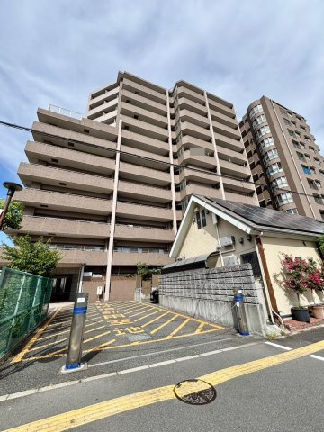 ファミール岸和田プレジオの外観