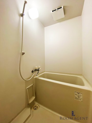 クレフラスト坂井戸の浴室