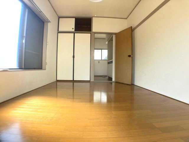 サンハイツSHIBUYAの居間・リビング