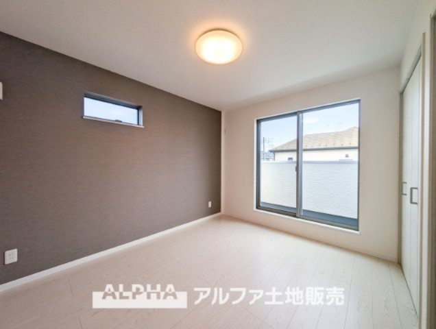昭島市中神町2丁目新築5棟現場　の洋室|【room】
◆居室◆光に包まれるように設計された空間。太陽の光が爽やかな目覚めを誘い、良い一日を予感させてくれます。