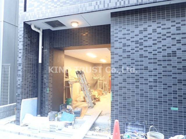 プレサンス南森町ライズのエントランス|建物の内部です