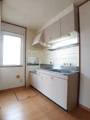 【キッチン】 | メゾンドーレⅢ | キッチンです