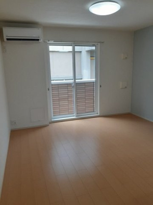 【内装】 | ラ・ヴィーユ | 中はこのようになっています