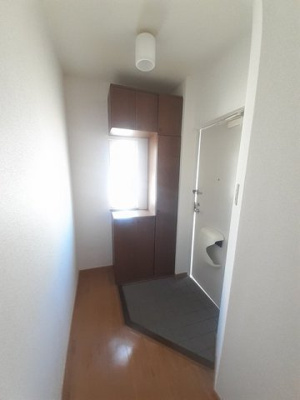 【玄関】 | オーブリーメイプル楓 | 明るい玄関です