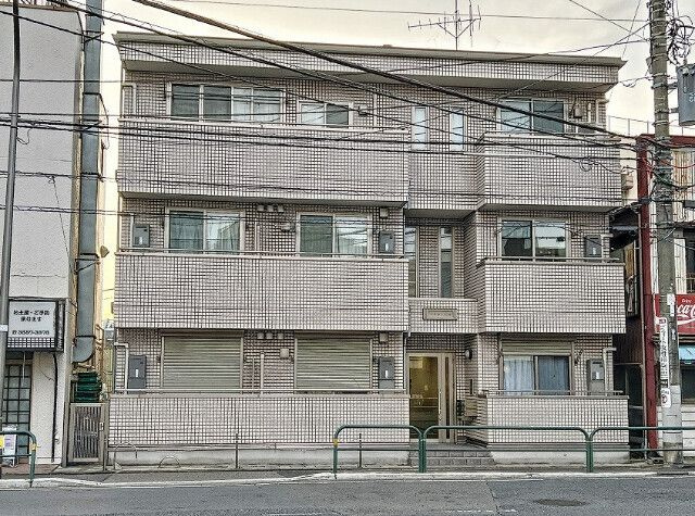 フラット梅島の外観