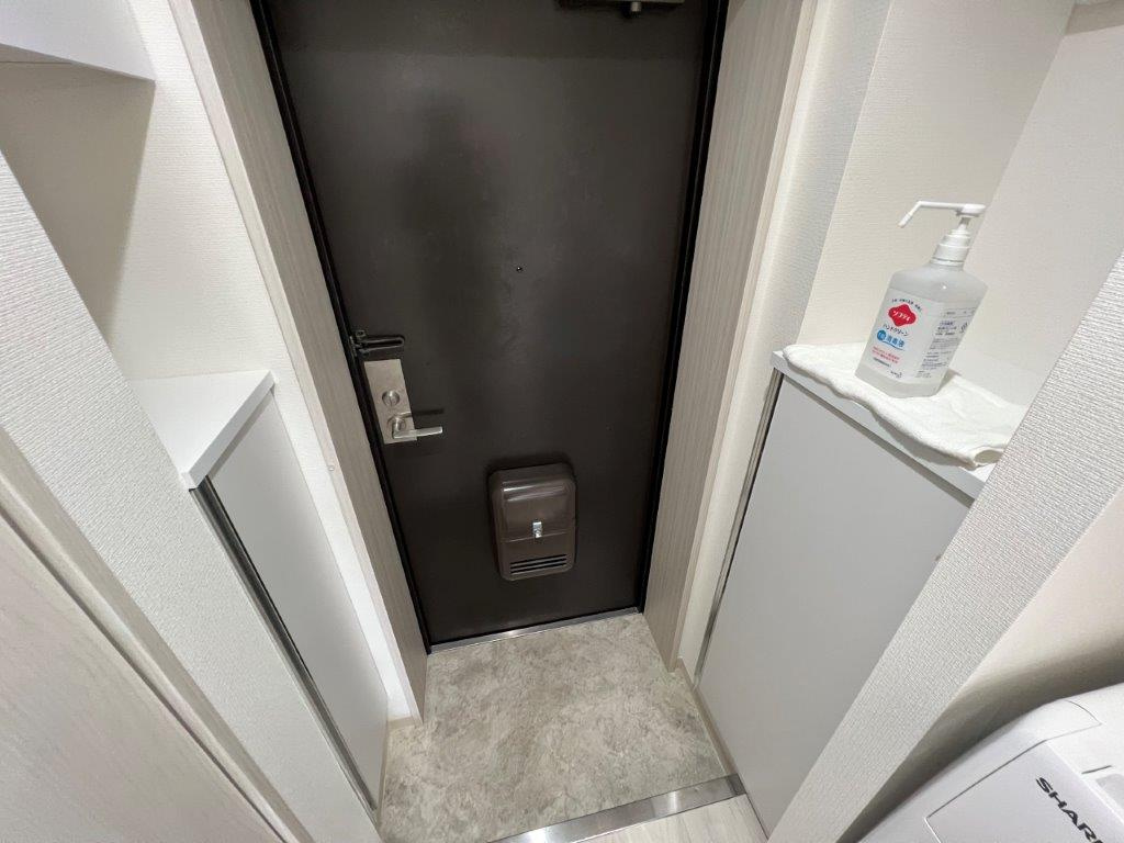 ロイヤルコート武蔵境の玄関