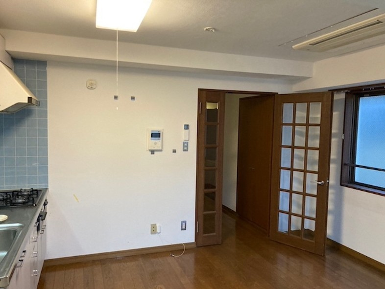 【居間・リビング】