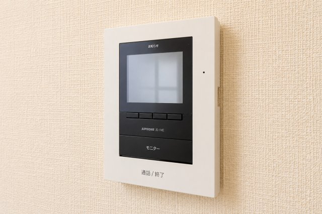 緑豊かな新井町｜収納充実（SIC・パントリー・小屋裏）×駐車2台｜制震ダンパー搭載の安心住宅★仲介手数料無料★のセキュリティ