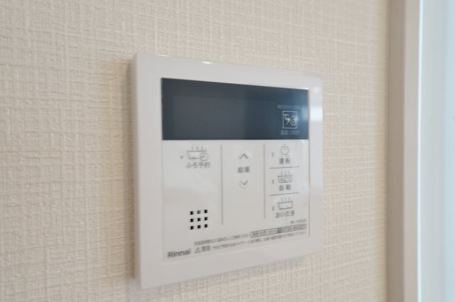 【保土ケ谷区新井町203-2全2棟新築戸建て】★仲介手数料無料★（新井小学校・新井中学校）の発電・温水設備