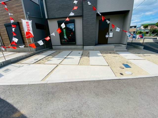 ケイアイエルデ／南区土河原町１期／４号棟の駐車場