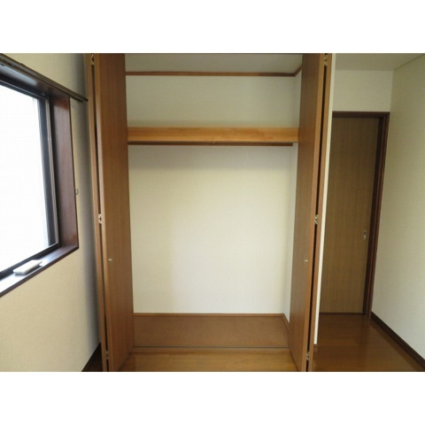 アミ　1フロア1住居　テラス付　振分　バス停3分の収納