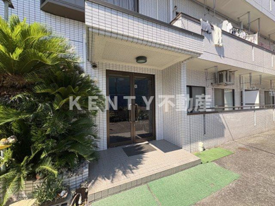 【エントランス】 | サンライズ野口 | ゆとりのあるエントランスです