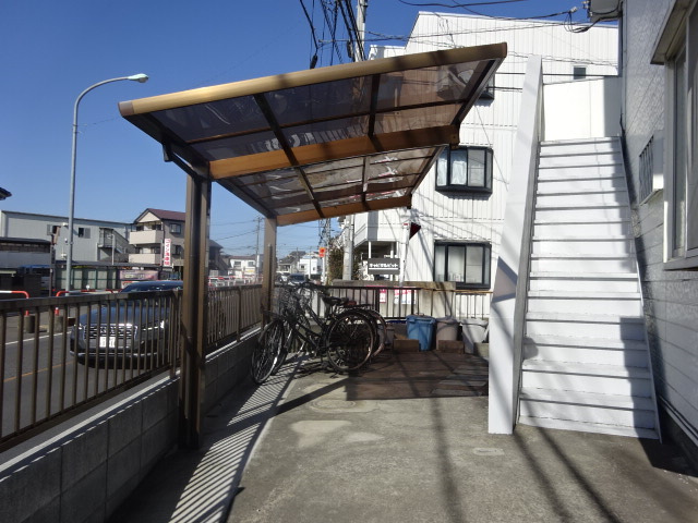 サンハイツＢ　SHIBUYAのエントランス