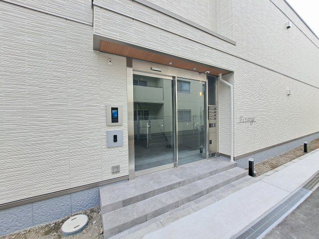 Ecrargeのエントランス